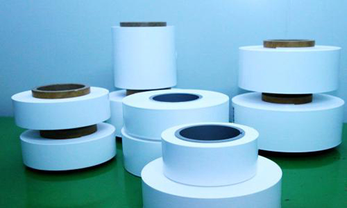 <b>鋰電池隔膜市場(chǎng)需求與日俱增,產(chǎn)品供不應(yīng)求</b>