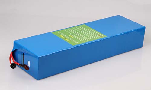 <b>磷酸鐵鋰電池組真實壽命是多久？你一定想知道</b>