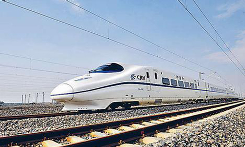 <b>車(chē)載式UPS電源供電解決方案在鐵路行業(yè)的應(yīng)用</b>