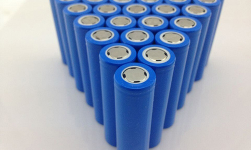 <b>便攜式移動(dòng)電源選鋰電池好還是聚合物電池好</b>