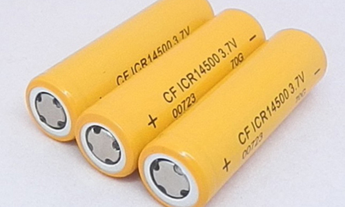 <b>電動(dòng)車鋰電池安全嗎?電動(dòng)車鋰電池的優(yōu)缺點(diǎn)</b>