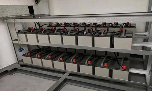 <b>UPS電源蓄電池串并聯(lián)使用注意事項(xiàng)</b>